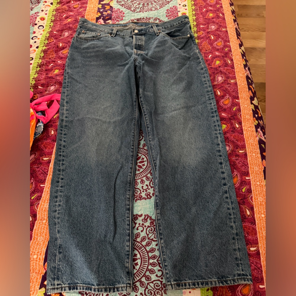 LEVIS 501 Women’s Jeans